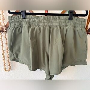 OFFLINE by Aerie 2” Hot Stuff Short